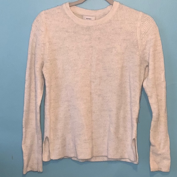 Old Navy Sweater - Picture 1 of 1